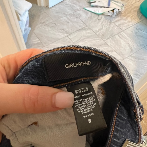 Ripped jeans - Picture 2 of 2